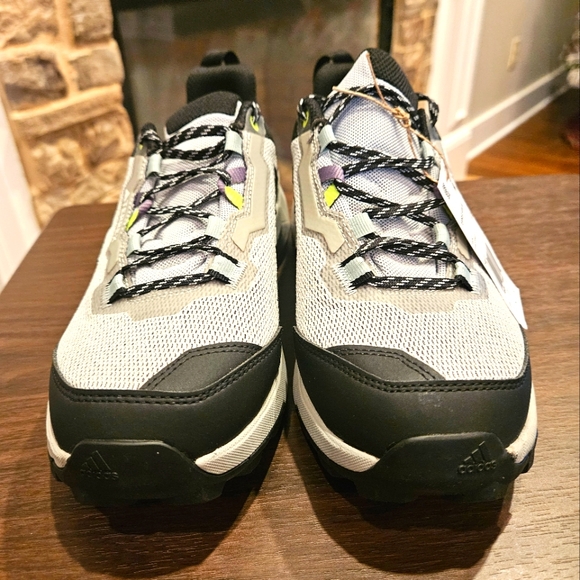 NEW Adidas Terrex AX4 hiking shoes trial running womens 8 silver black - Picture 3 of 8